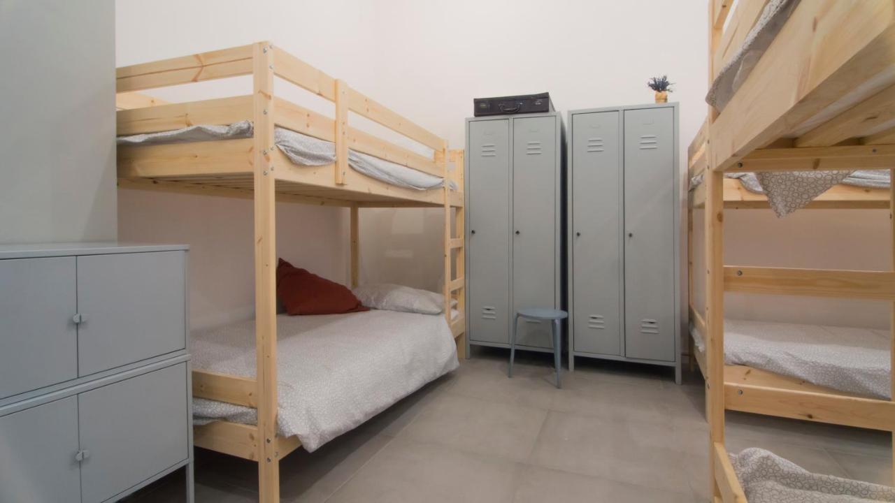 Hostelleria ตราปานี ภายนอก รูปภาพ
